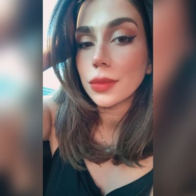 _Busraas's profile picture. Dicle Universität | Deutschlehramt 🎓👩‍🏫