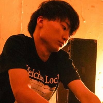 雑音が好き。Amplifying Euphoriaという名前でも活動しています。喫茶店とカレーとラーメンも好きです。