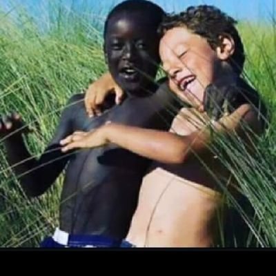 the world 🌎 is full of good peoples, if you can't find one be the best 🇬🇲🇬🇲