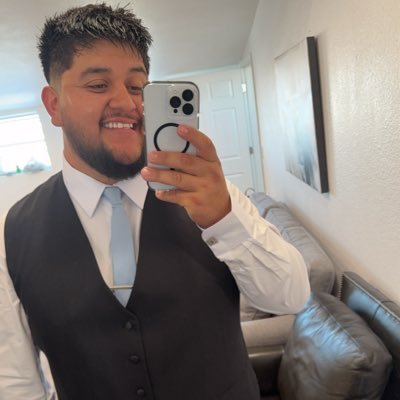 becerra_ad22225's profile picture. 