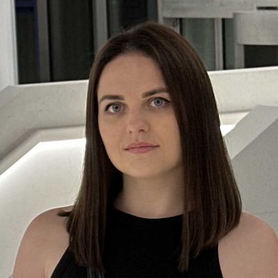 LinaKushArt's profile picture. 🪄Contemporary artist  🎨 Acrylic paintings on canvas 📦Worldwide shipping ✉️ DM for inquiries