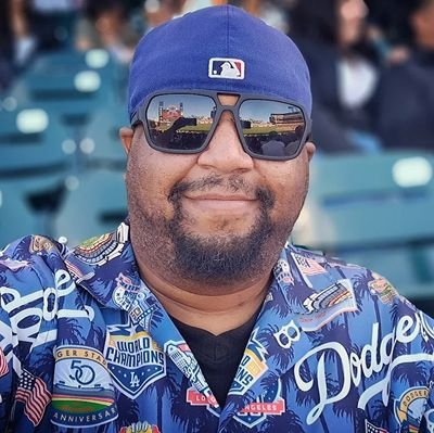 Baseball. Hockey. Pro Wrestling. Your 69th most favorite black person. The nicest asshole you'll ever know.
#LetsGoDodgers | #GoKingsGo