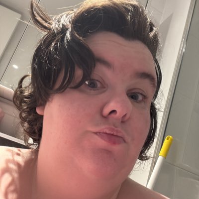 DominateSilence's profile picture. $15 DM FEE 27yr old Lifestyle and financial  Domme https://t.co/IhUqFpyh7r