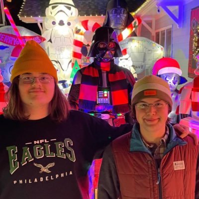 24 | Luke Player for @BuddBudsEsports | @fruit_museum is holding me hostage 🏳️🌈 | #FlyEaglesFly | #LakeShow