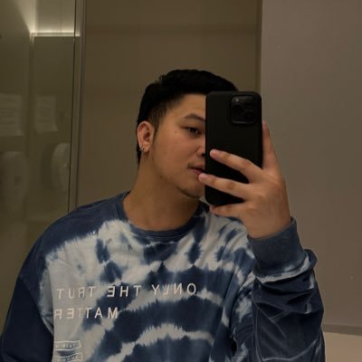 jirosalesxx's profile picture. he/him 5'8 scorpio99