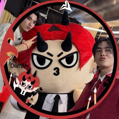 LuDomiiaPSD's profile picture. #PerthSanta 🖤🤍 #DOMIIA ❤️ #JASPER ❤️‍🔥 PL10⚙️🪽 LVT ⛅ main account @LupitaDomiiaPS