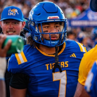 MCHS ‘26| 5’11 235| DL ATH| 3.7 GPA HC: Rodney Harris| NCAA ID# 2301771462. cell phone number 772-224-1938 email JustinM2026@gmail.com