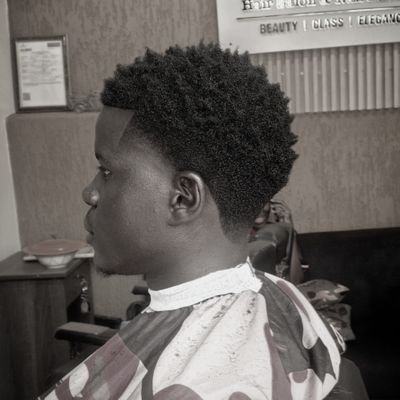 life_of_higenyi's profile picture. rugby player🏉
@walukubarugbyUG
...small boy with a great God💪🏾📢
mancity💙
Rugby Coach @jinjasssrugby🔥
#2025 FEASSA GAMES CHAMPS (girls 7s)🏆🥇