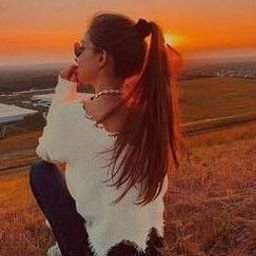 Yroujih41952's profile picture. 