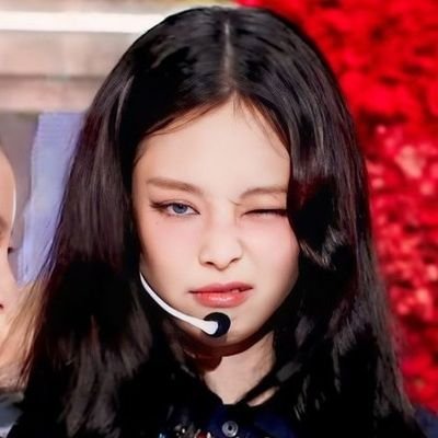 Vittoriarubyy's profile picture. ruby/ capybara/Jensetter
reveluv