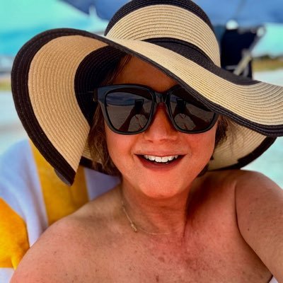 Pro-Choice, BLM LBGTQ ally! ❤️ Trump is a rapist. ERAS TOURx2 Grandma 4/12/25 $andreajordan66