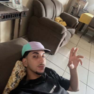 ithalorangel's profile picture. CRF