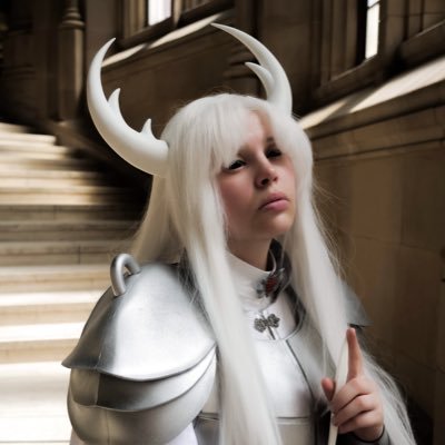 24 | ENTP | retired competitive cosplayer | probably wrecking myself