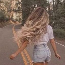 Vweevi1054's profile picture. 