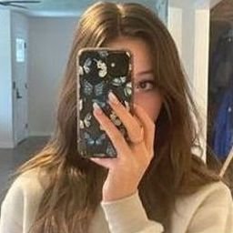 Yfwarbui637743's profile picture. 