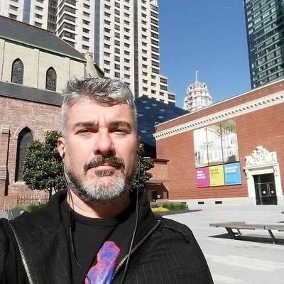 dw049030's profile picture. 