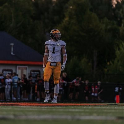 Hartland Varsity🏈| C/O 2026| 6’2 195| 3.63 GPA| CB/WR| 285 Bench| 365 Squat| 405 Deadlift