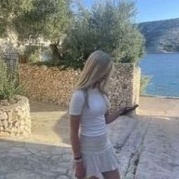 Yriordef526061's profile picture. 