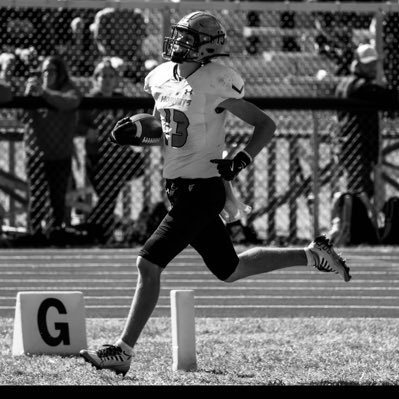 Junior at Plattsburgh Senior High School | CO 2027🎓| 6’4 | 190lbs.| Wr/OLB/QB | #13 |