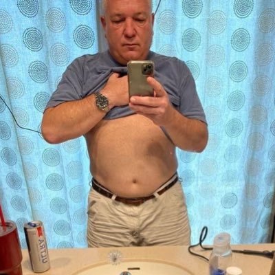 dixcider65's profile picture. Ball knower | Professional gambler | Ethical addict | Genius | Fat folk hater | Philly sports sufferer