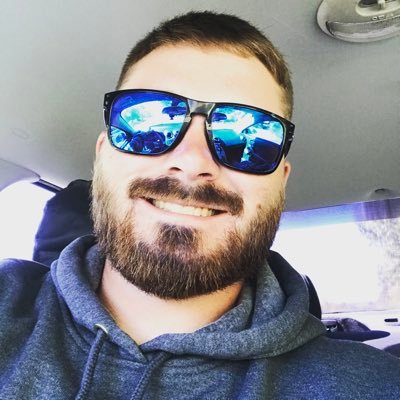 buschlight696's profile picture. 