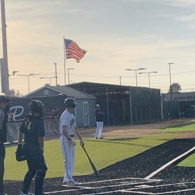 |6’1 175 lbs| |Pacifica HS (2027 uncommitted)| |C/OF| |R/R| | West coast Blackdogs|(562-716-3543) (jdkinkade@icloud.com)