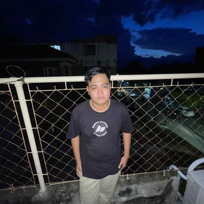 carlolamorena29's profile picture. Lazy but Talented