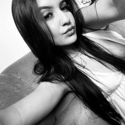Cabral_gabiiiii's profile picture. 