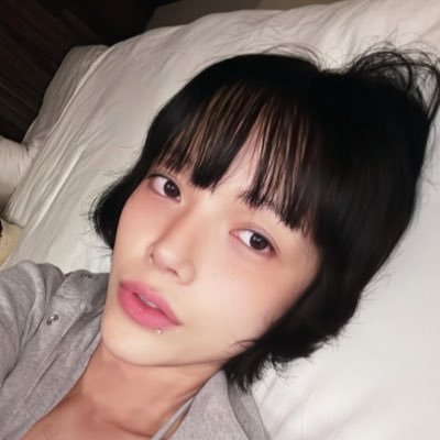 I love you Park Bom. 2NE1 4Minute 4eve 9Muses AOA Fromis_9. Aespa on a good day nugudom down