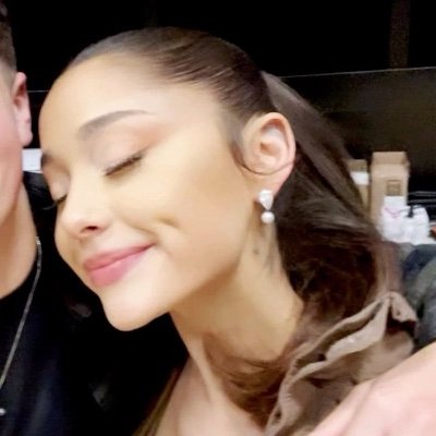 mywhytryy's profile picture. con el cielo en la mente