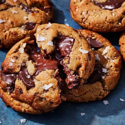 chocchipintern's profile picture. likes cookies