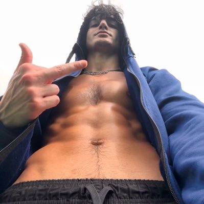 Straight / White / Alpha God / US / 23 / 6’3 / Size 13 Ca/Ven- Imslater1 / Thron- https://t.co/jnzHV4MOCn