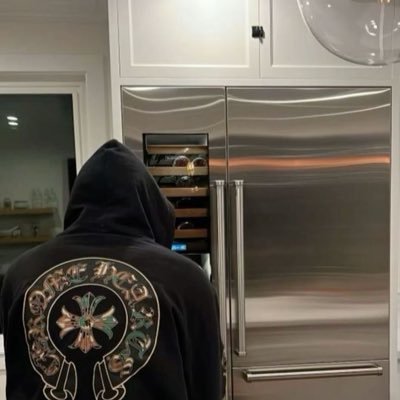 kentuckytheplug's profile picture. 18 |  🛜