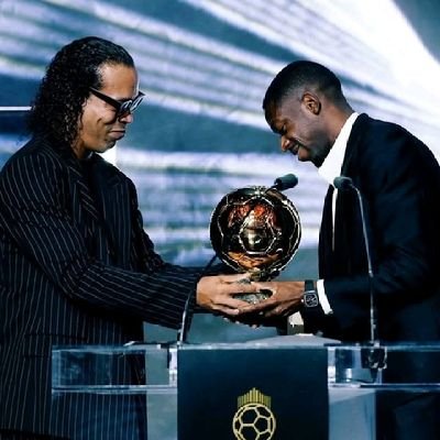 mdfrjtmn122212's profile picture. باريسي للنخاع 🫶🏻♥💙