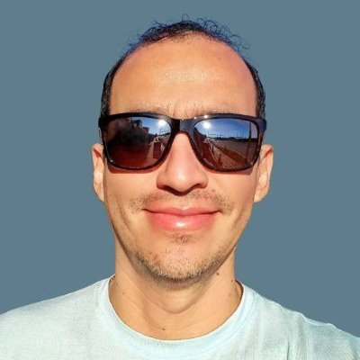 Attorney. ES/EN Interpreter & Certified Translator. @Upwork Freelancer. @StateDept @ExchangeAlumni. I live off-the-grid and hand feed hummingbirds.