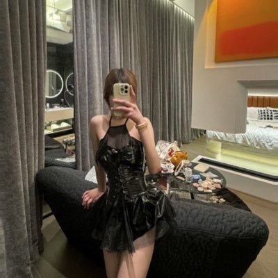 x_r77q Profile Picture