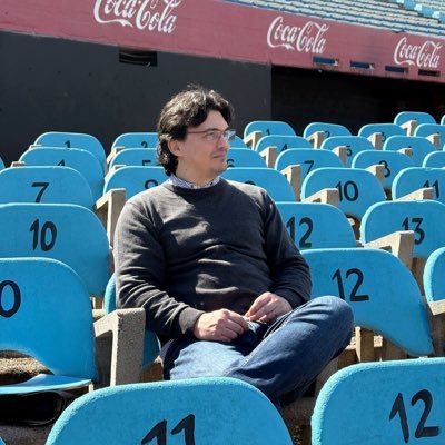 Docente (Fabico/UFRGS e PPGCom/UFAL) | Interface de pesquisa: Comunicação e RI | Entusiasta de Futebol | Leitor.