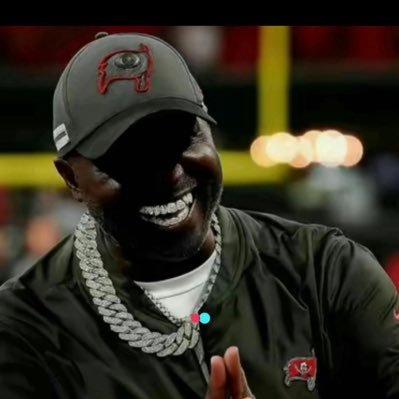 crashing out is like breathing to me #couchchronicles die hard fan the buccaneer way #gobucs. #depressedsfgiantsfan. #hookem #Fletchbando