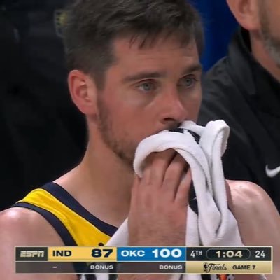 jakebudnel's profile picture. meow