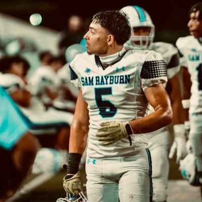 Sam Rayburn HS | 5’8 | RB 175 pounds| C/O 2028 | 4.5 40 time