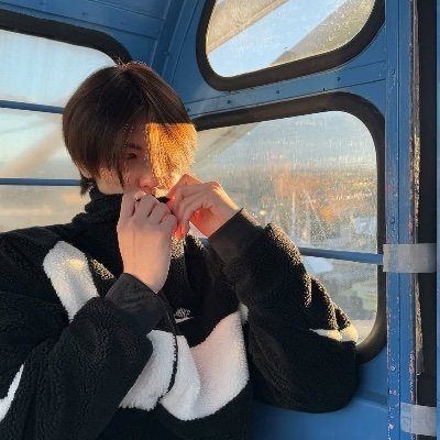 surinwaray's profile picture. 