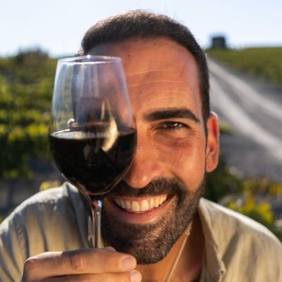 Gerente de la @RutaVinoJerez. CEO de @winable_es y Viña El Perro Ximénez. Doctorando en Turismo por la @univcadiz.