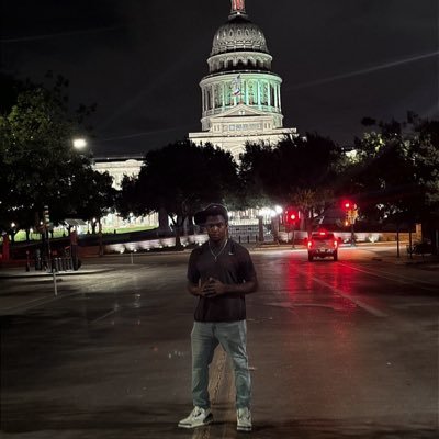 timothyrayz1's profile picture. 