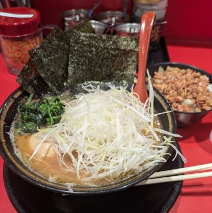 3069syuwa's profile picture. 26歳身長180センチの背の高いおっさんです。
気楽な話し相手が欲しくてこのアカウントはじめました。よろしく