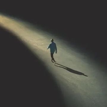 HayatBizeGulmez's profile picture. hayattan bıkmış depresif biri