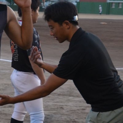Supporting 3,000+ baseball players|Koshien & corporate teams|Driveline & NASM-PES|Tsukuba Univ. researcher|Principle-based training