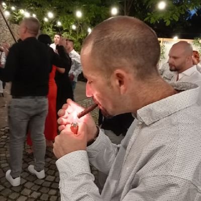 Obr92026Dalibor's profile picture. Политичар, идеолог, историчар.
Да ме нема морали би ме измислити.