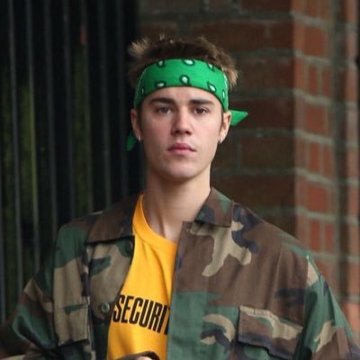 °Shawn Mendes|| ×5 seconds of summer × • ruel • @lovejbstew take a piece of my heart. And make it all your own. So when we are apart. You'll never be alone. 25