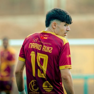 mario_rrz7's profile picture. 21 🇪🇸 | Jugador de Fútbol del @BLANCASANROQUE | Management: @univers31402945