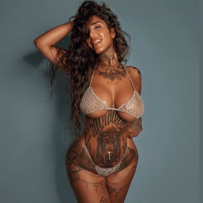Camgirl & International Porn Actor 🌶️ 2 GRATIS CLIPS Erhalten 😉BONUS CODE Direkt auf meine Homepage einlösen ⬇️